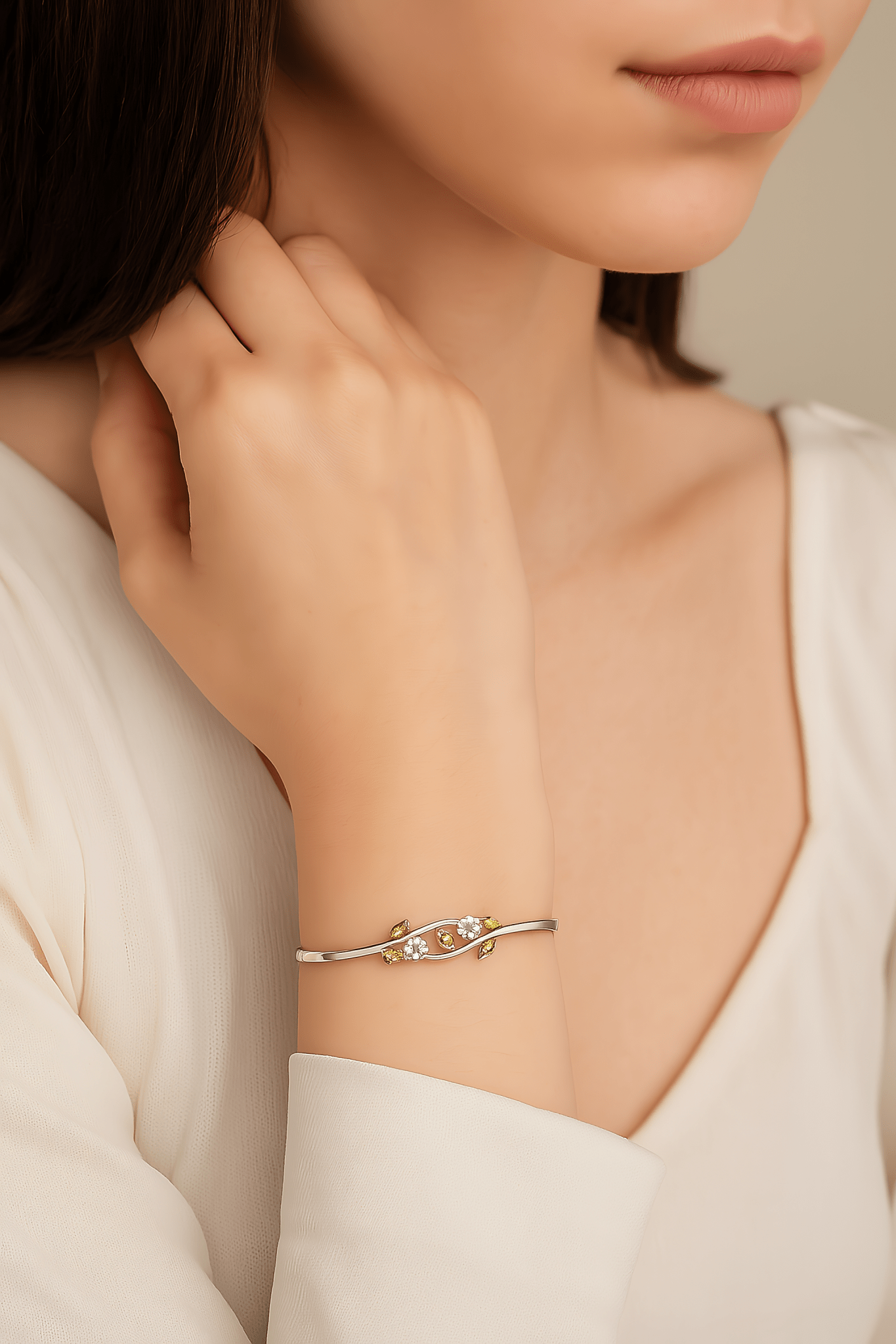 Floral Vine Bangle Bracelet with Green Leaf Stones Sterling Silver 925 - NAFALUXE