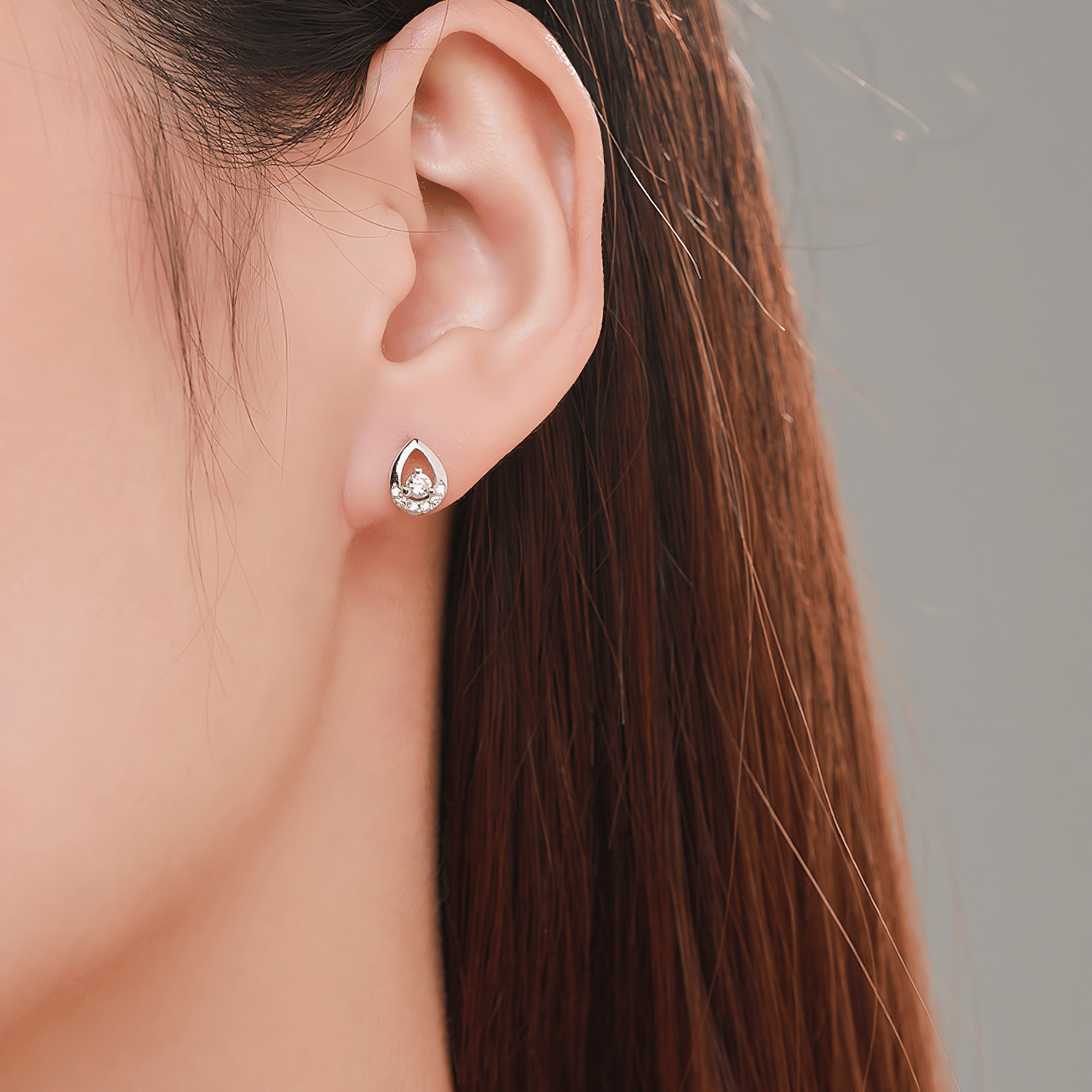 Teardrop Sparkle Studs in 925 Sterling Silver with Zirconia Accents - NAFALUXE