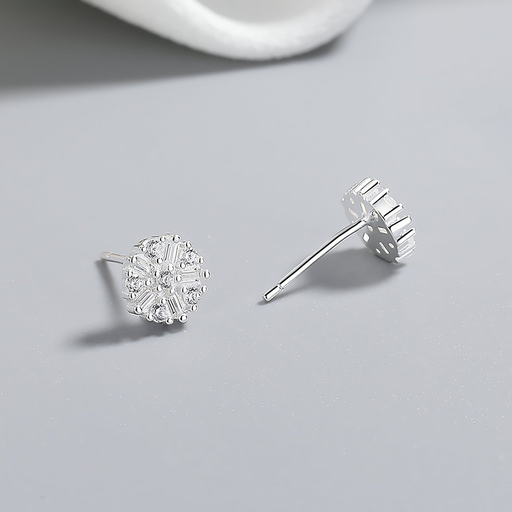925 Sterling Silver Clear Round Stud Earrings | AAA Cubic Zirconia | Hypoallergenic Jewelry for Women - NAFALUXE
