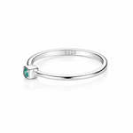 925 Sterling Silver Minimal Ring with Green Zircon – Elegant Stackable Design - NAFALUXE