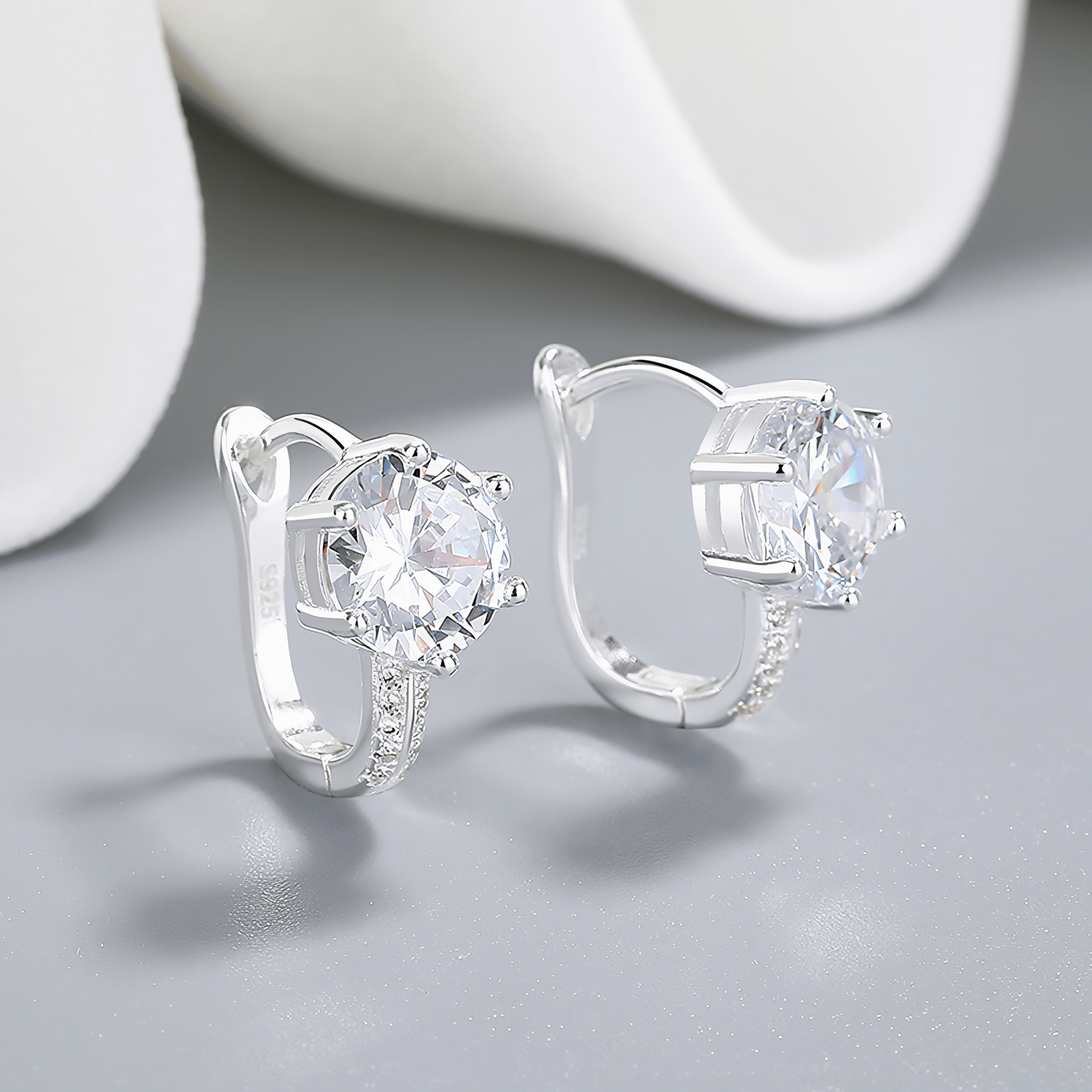 Classic Round Hoop Earrings – 925 Silver - NAFALUXE
