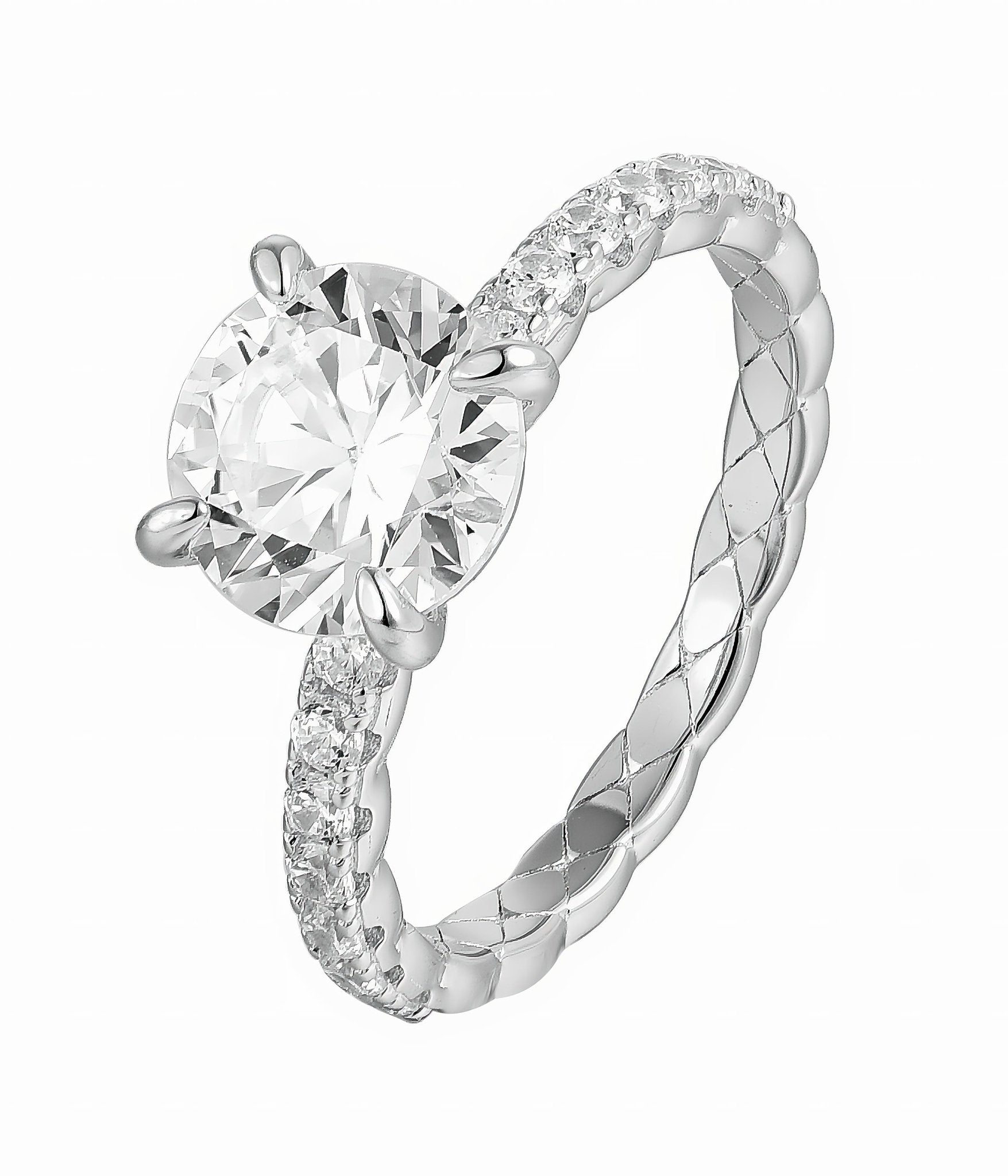 Classic Solitaire Twist Ring - NAFALUXE