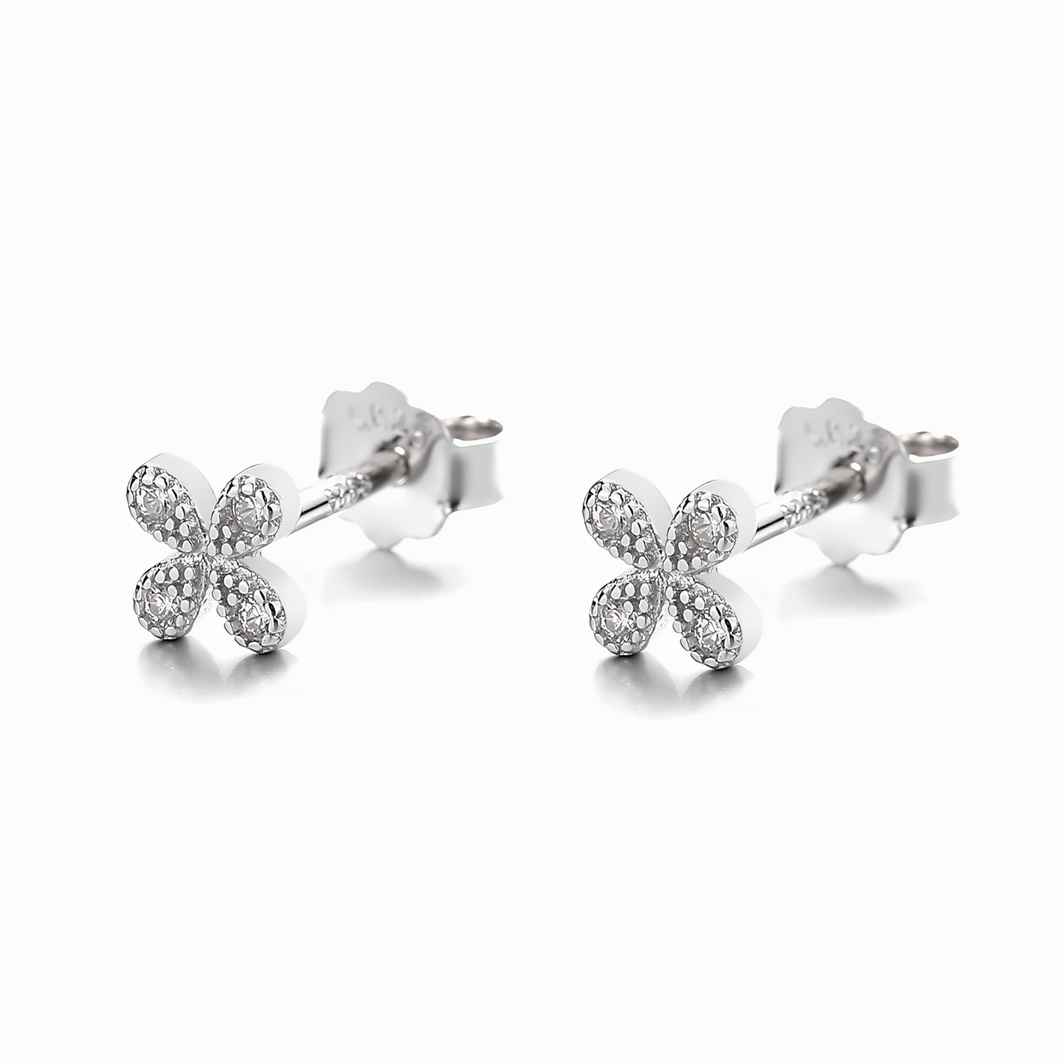 Clover Sparkle Studs – Silver 925 - NAFALUXE