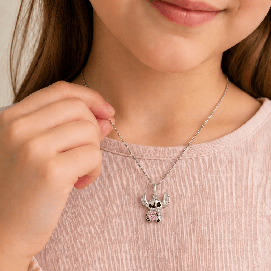 Cute Alien Heart Necklace - NAFALUXE
