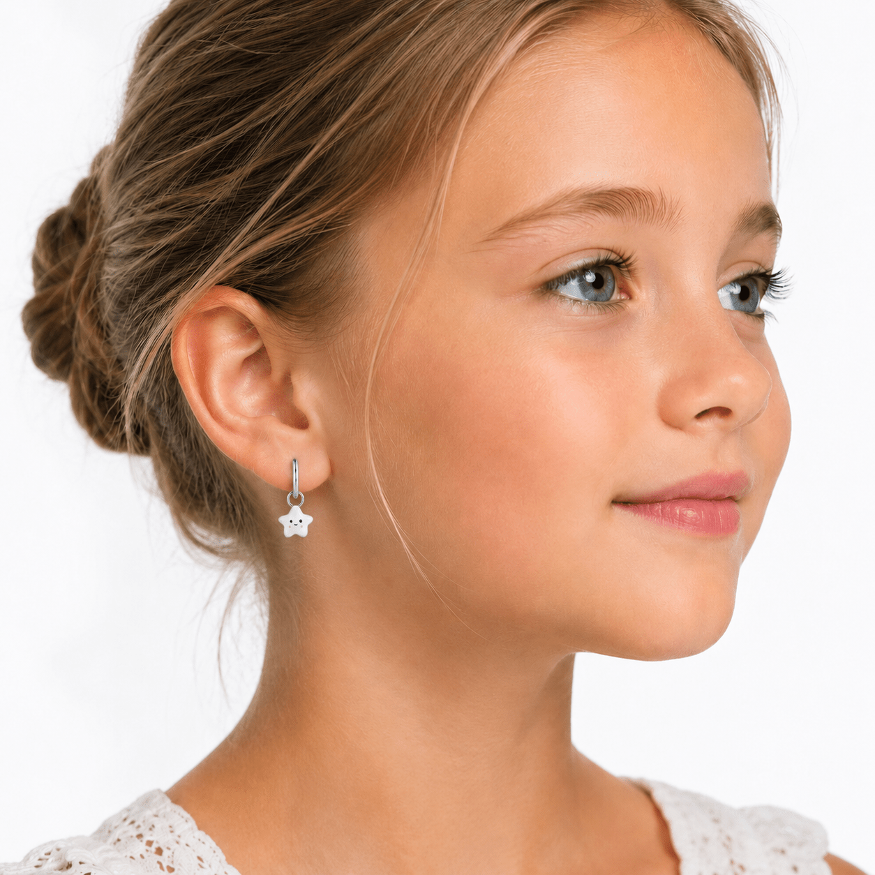 Cute Star Charm Hoop Earrings - NAFALUXE