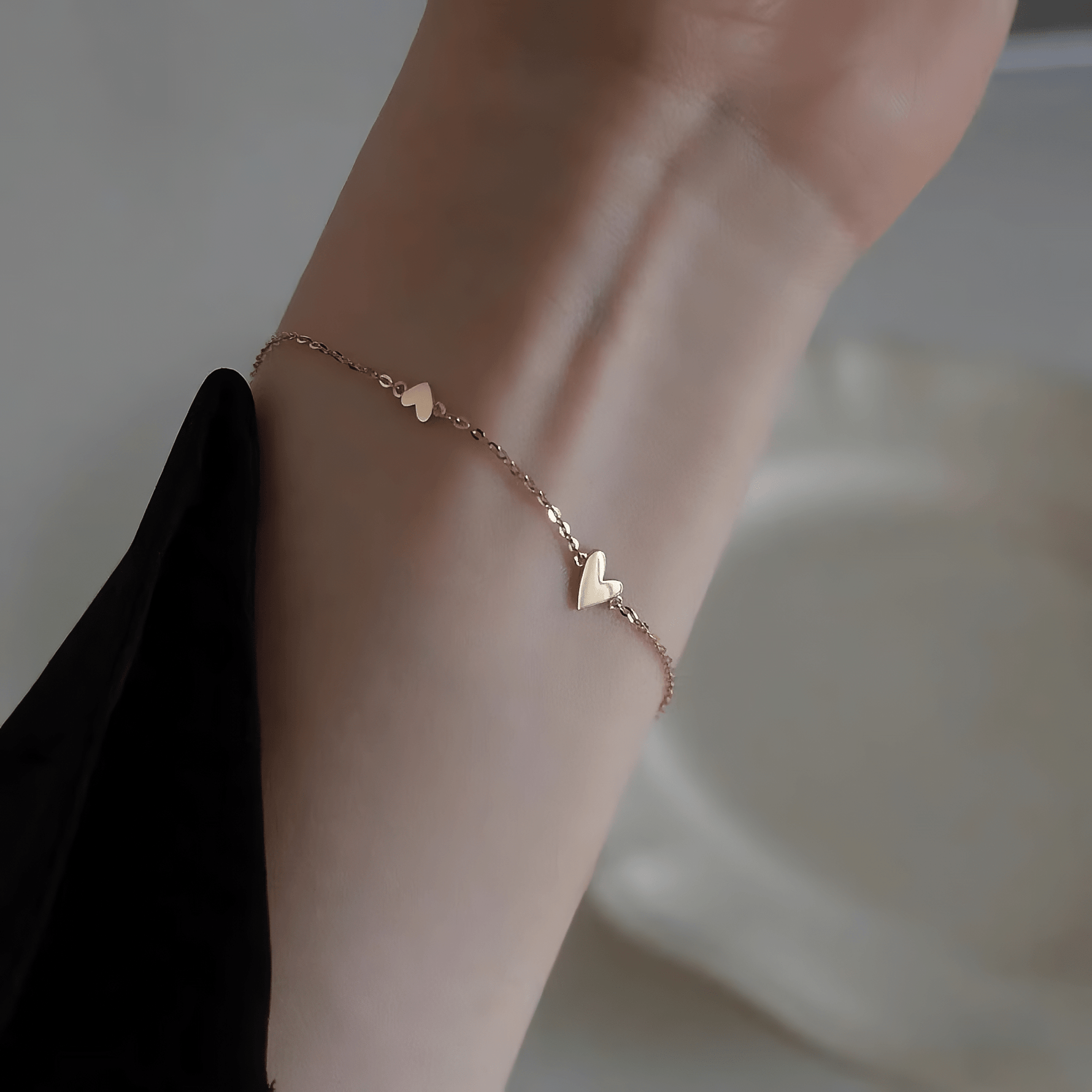 Delicate Triple Heart Bracelet – Gold on Silver - NAFALUXE