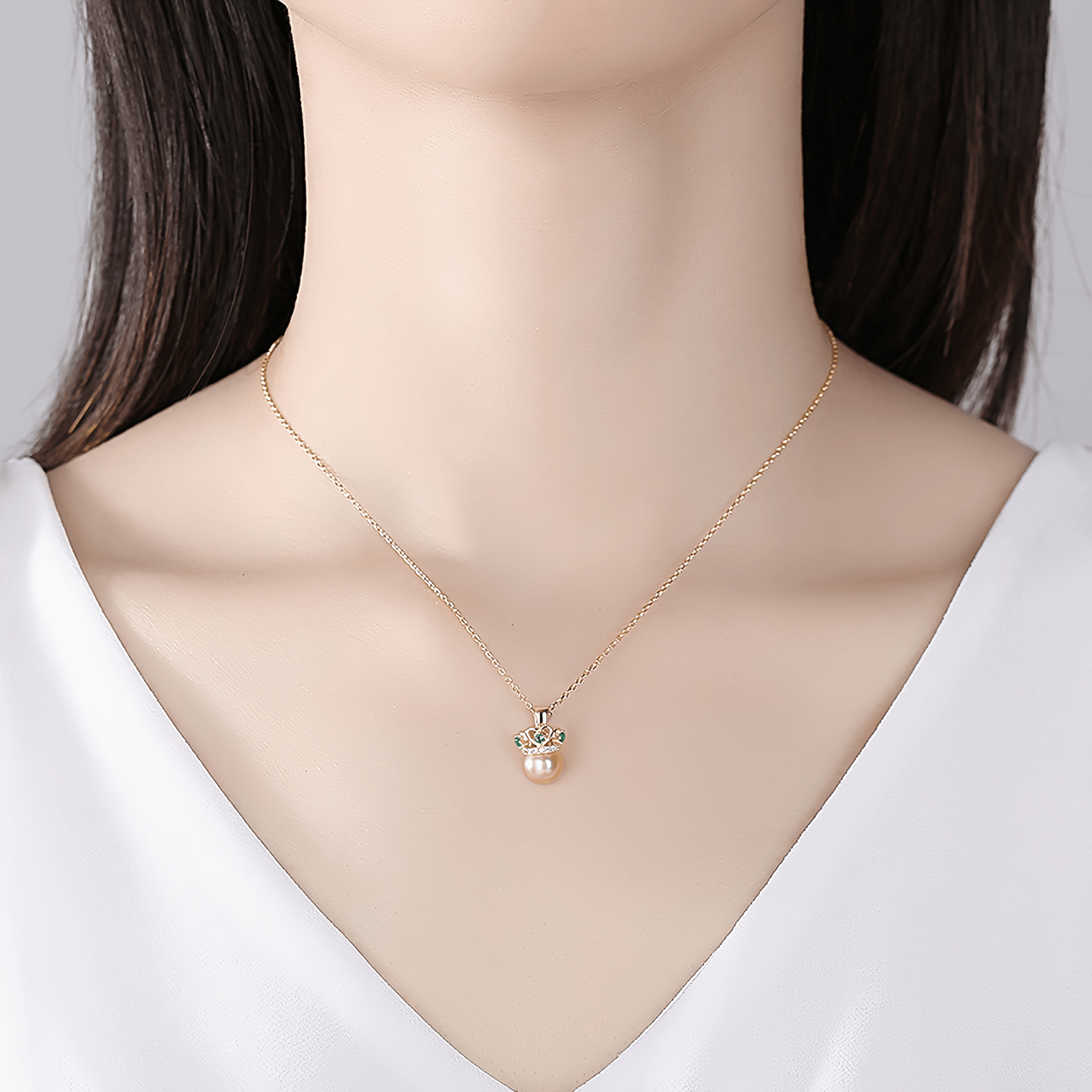 Elegant Crown Pearl Pendant Necklace with Green CZ Accents - NAFALUXE