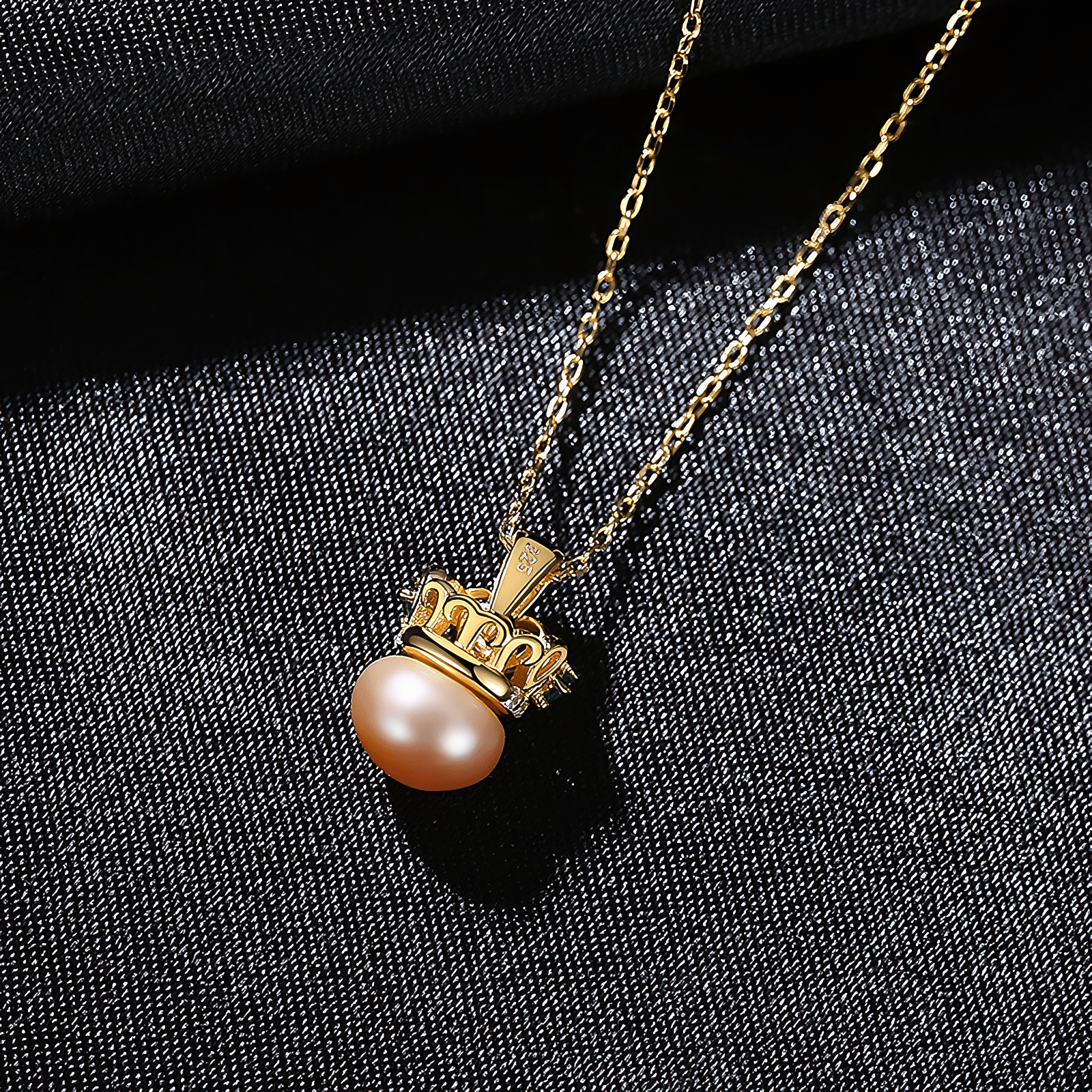 Elegant Crown Pearl Pendant Necklace with Green CZ Accents - NAFALUXE