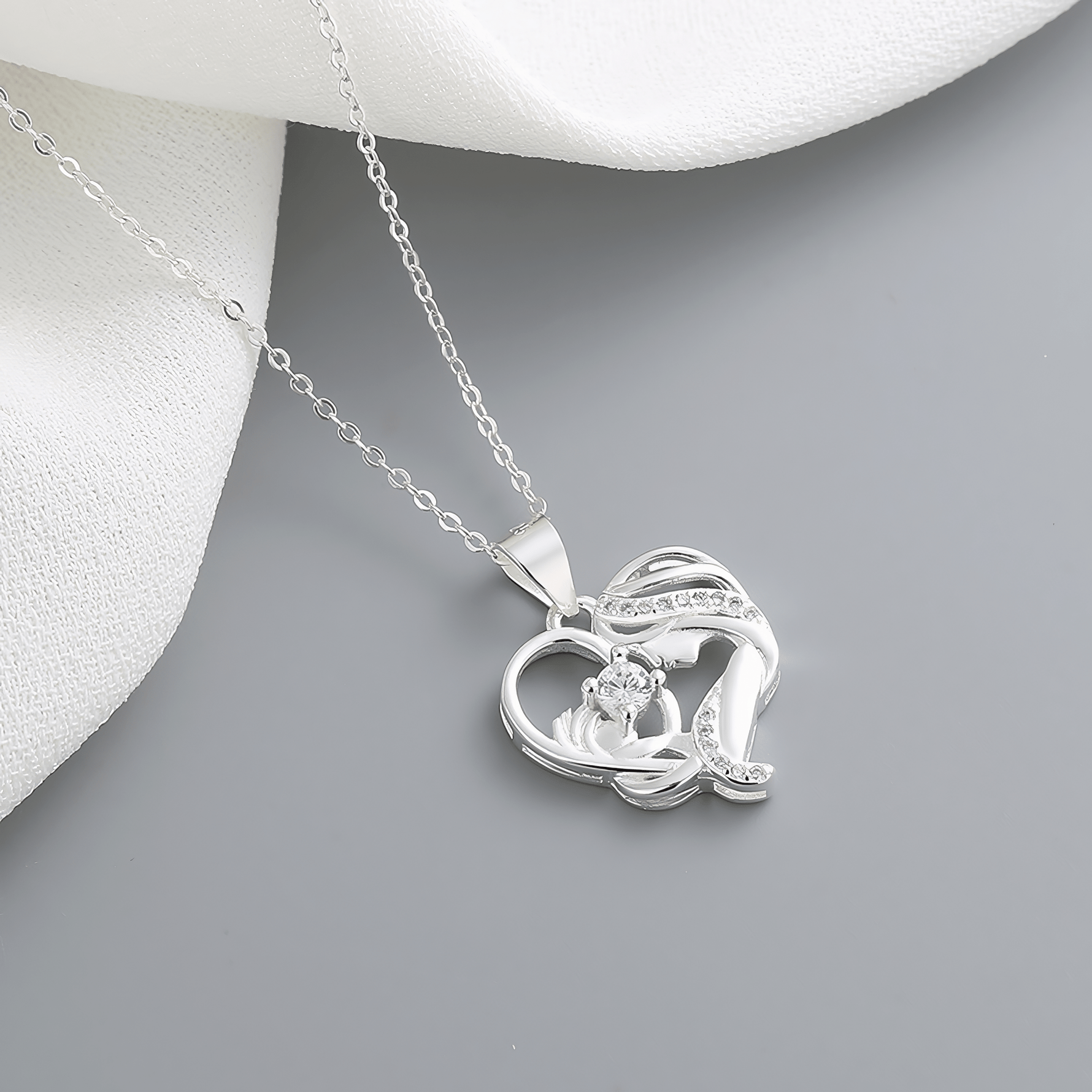 Forever Embrace Necklace - NAFALUXE