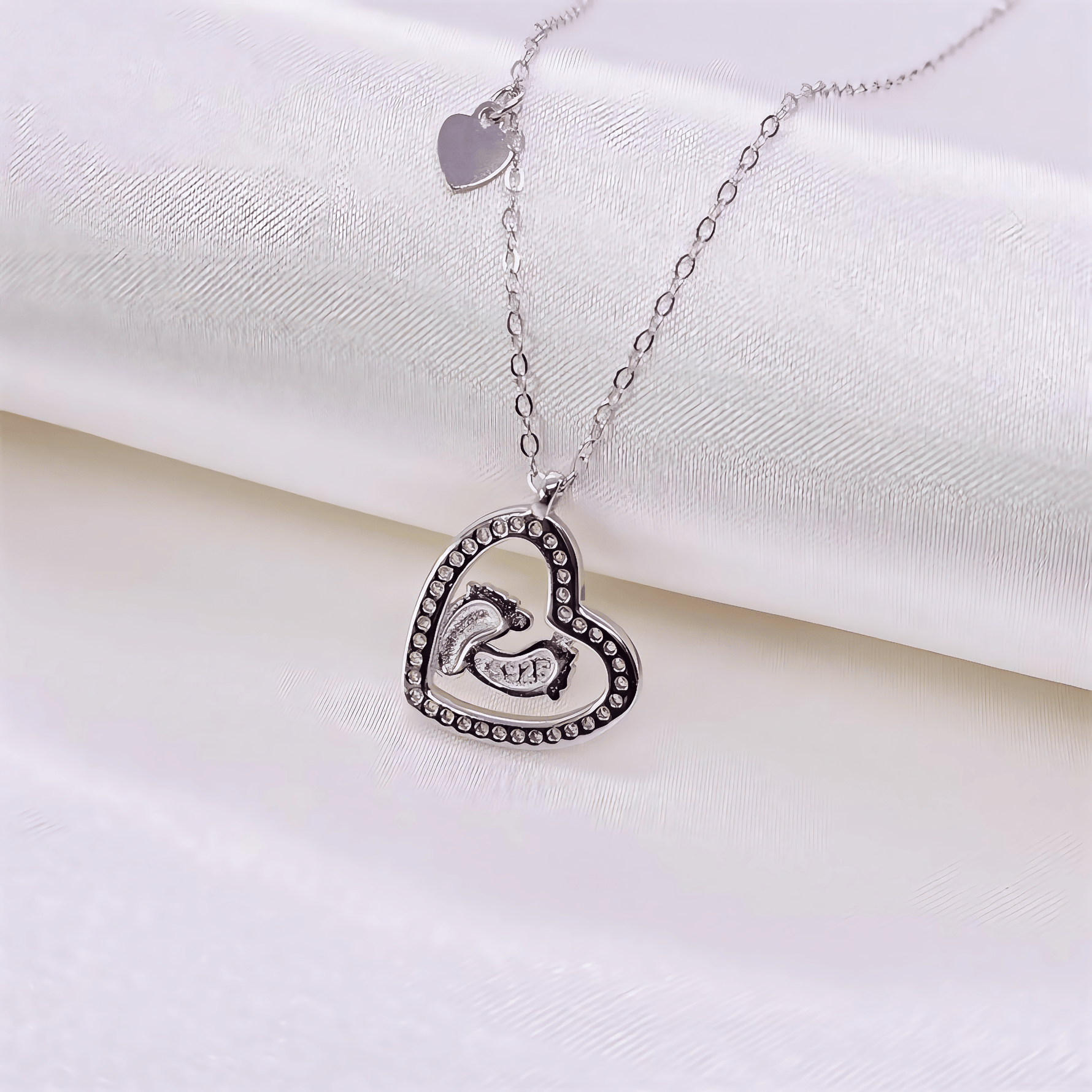 Forever in My Heart Baby Feet Necklace - NAFALUXE