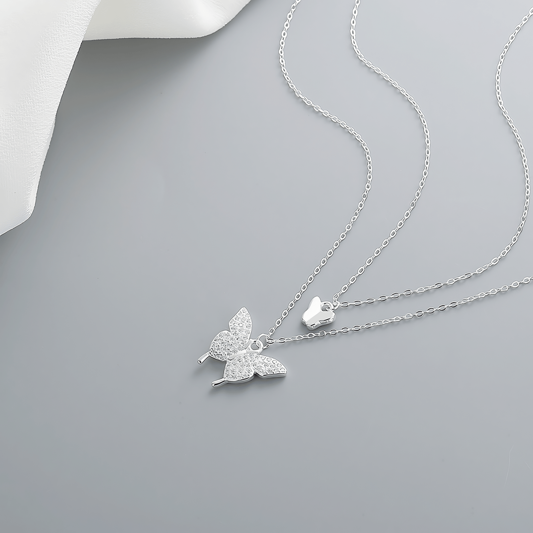 Luna Butterfly Necklace - NAFALUXE