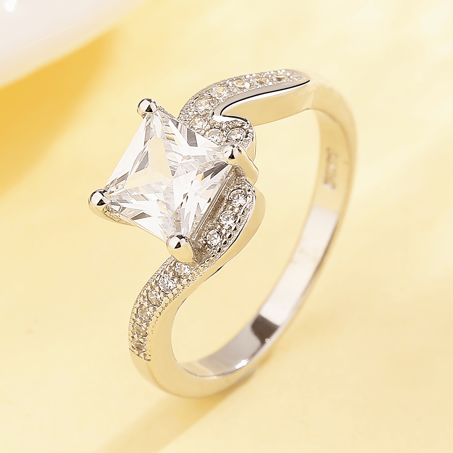 Modern Princess Ring in Sterling Silver with Pavé Twist Band - NAFALUXE