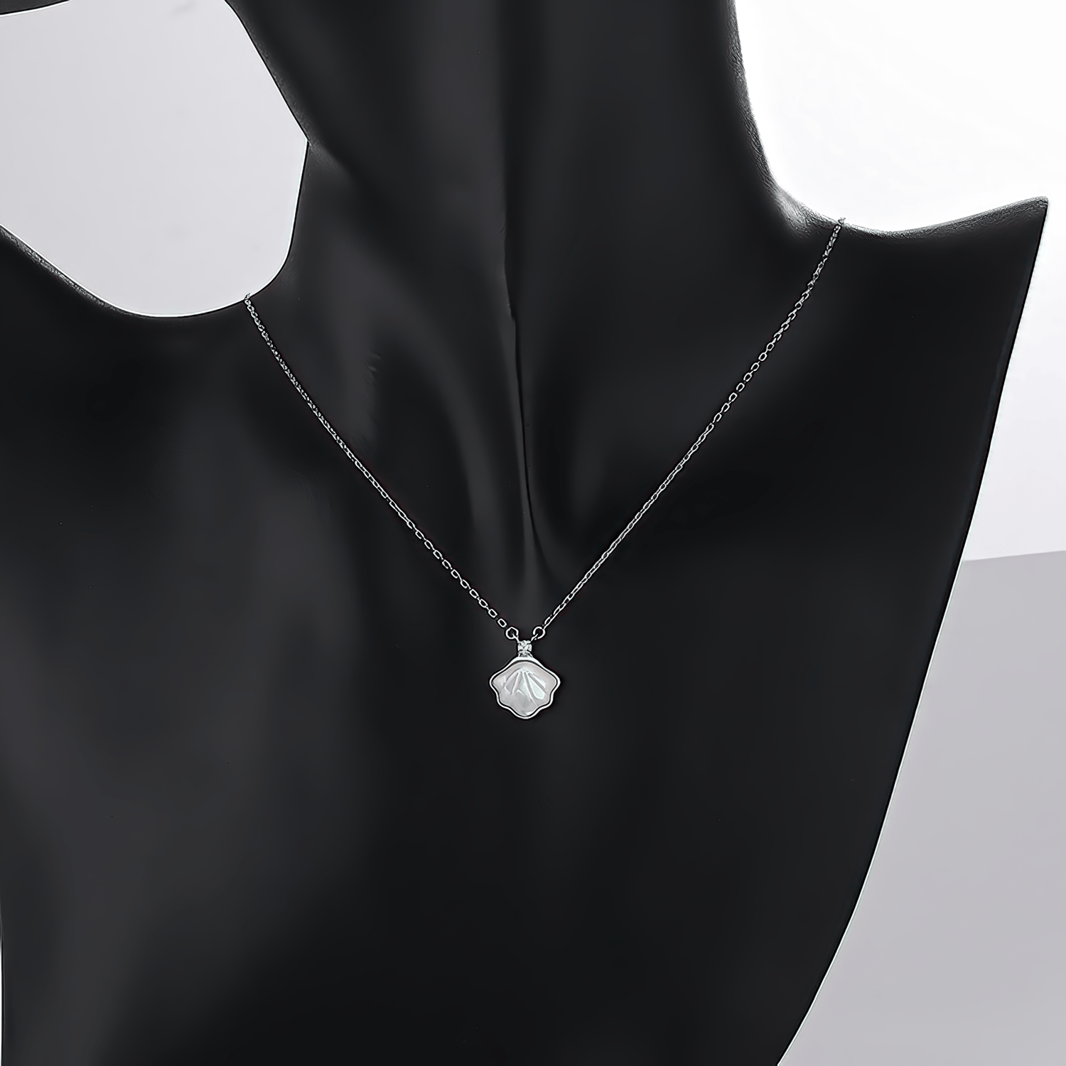 Mother of Pearl Shell Necklace – 925 Silver - NAFALUXE