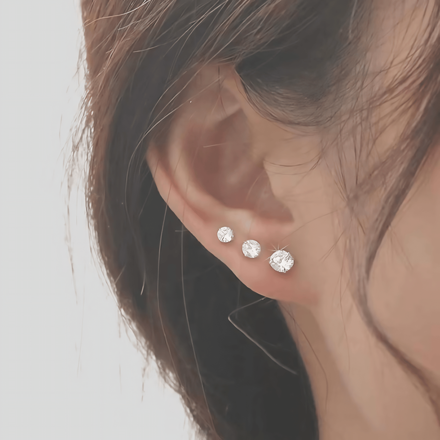 Round Cut Zirconia Stud Earrings Simple Elegant Sparkle - NAFALUXE