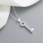 Sparkling Heart Key Pendant Necklace – 925 Silver - NAFALUXE