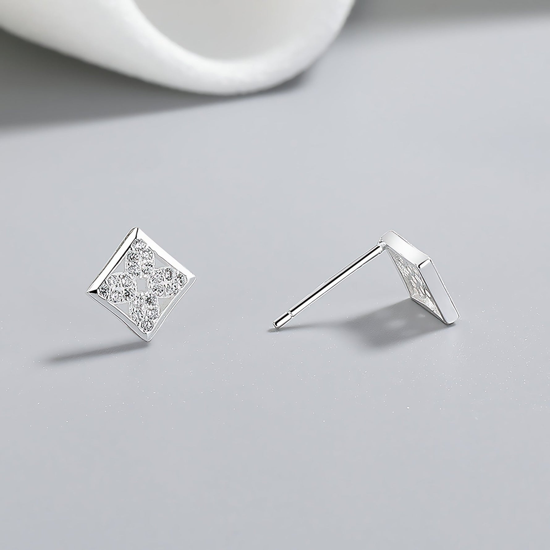 Sterling Silver 925 Diamond - Shaped Stud Earrings – AAA Cubic Zirconia - NAFALUXE