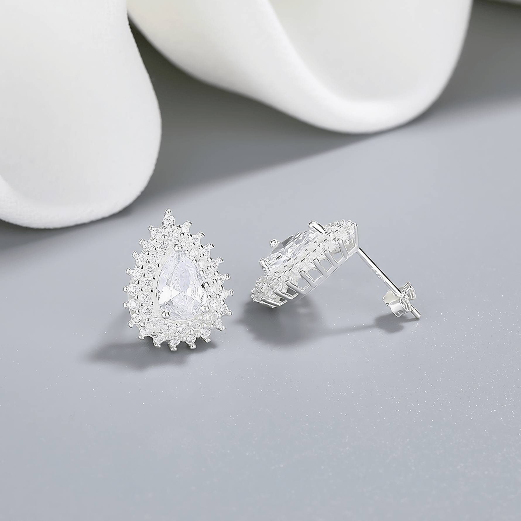 Teardrop Sparkle Stud Earrings – 925 Silver - NAFALUXE