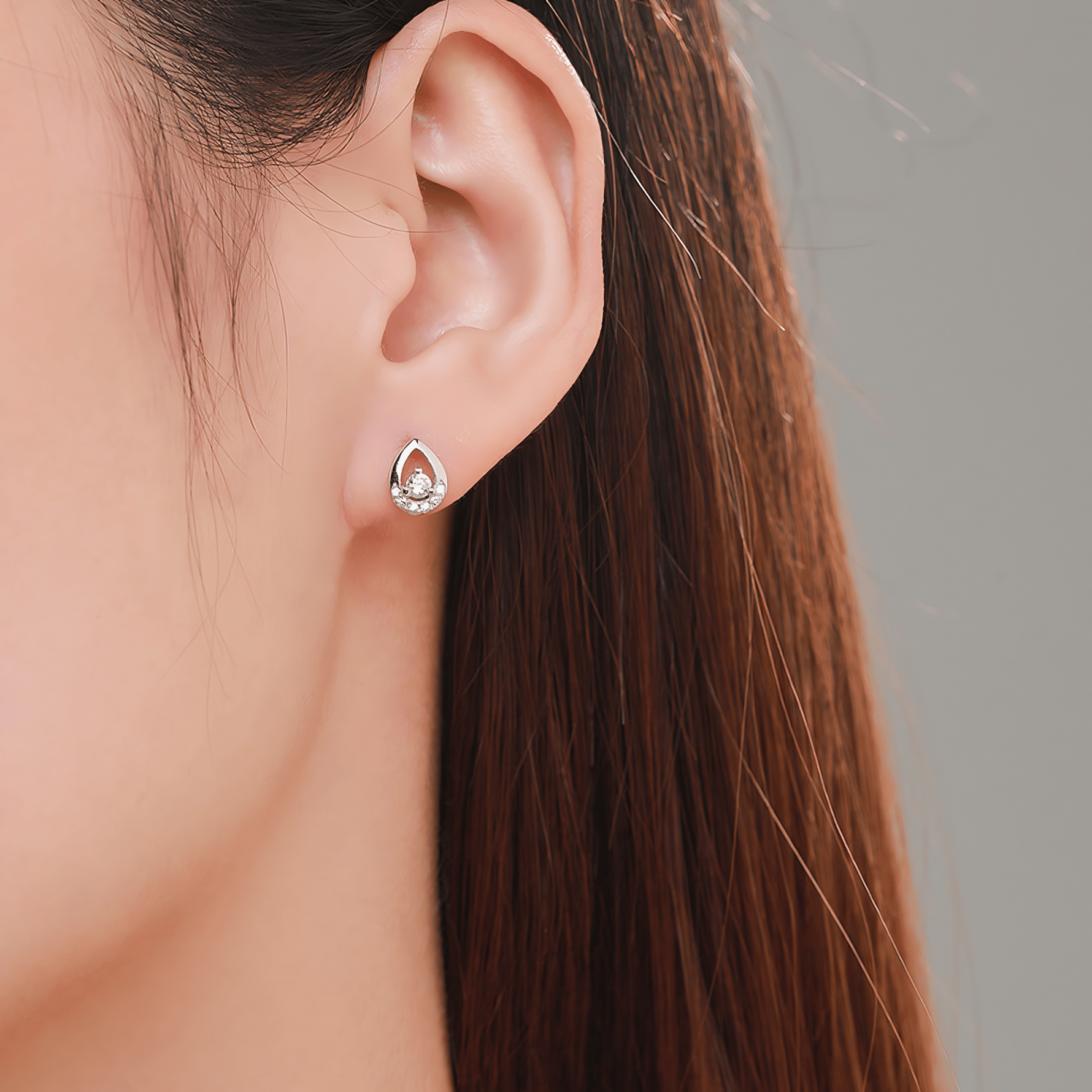 Teardrop Sparkle Studs in 925 Sterling Silver with Zirconia Accents - NAFALUXE