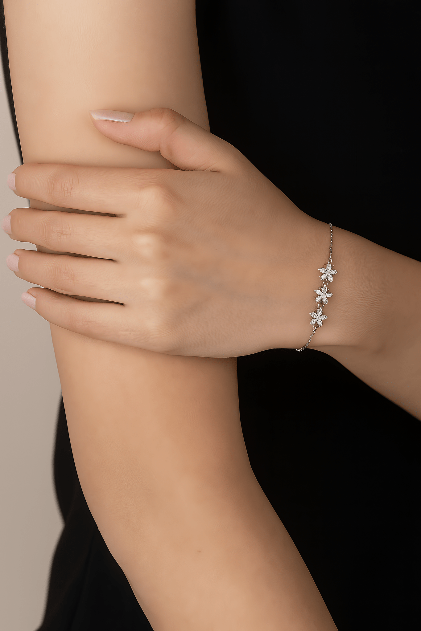 Triple Daisy Sparkle Bracelet Sterling Silver 925 - NAFALUXE